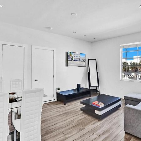 Luxe 2Br1Bath South Beach 1 Min Walk From Ocean ميامي بيتش المظهر الخارجي الصورة